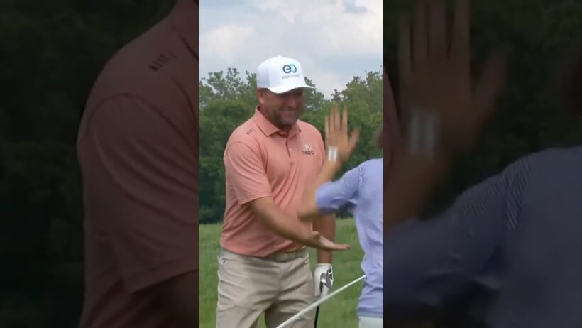 Graeme McDowell Chips In from the Rough 👌  #livgolfvirginia