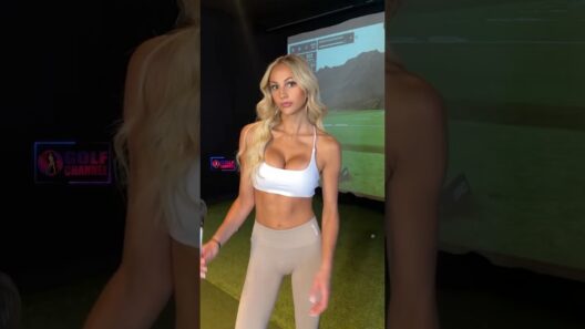 Amazing Golf Swing you need to see | Beautiful Golfers You Can't Take Your Eyes Off #shorts #golf