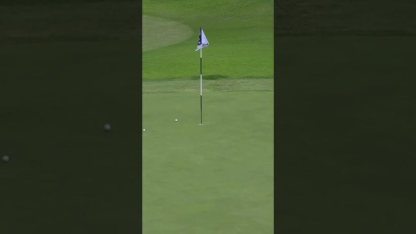 Tom McKibbin paints the green in Korea 🎨 #golf