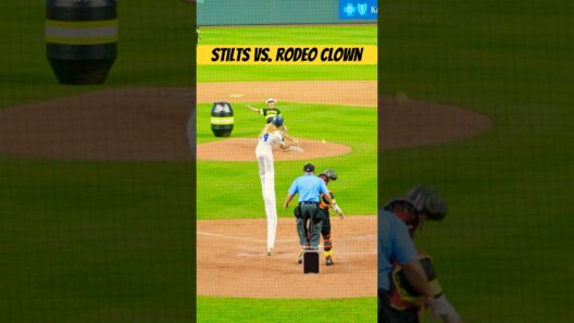 classic Banana Ball matchup #bananaball #baseball #mlb #sports #mlb #fun #shorts #wow #dudeperfect
