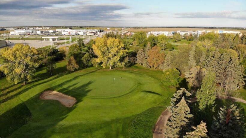Golfers welcomed back to Steinbach Fly-In - SteinbachOnline.com