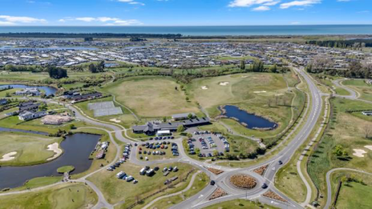 Golf industry family says Pegasus golf course sale process was not fair