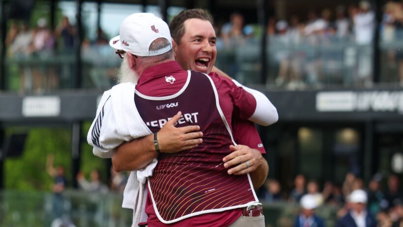 Aussie Herbert hangs tough in $5.5 million LIV Golf win - News