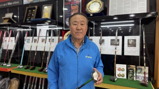 CEO Kim Kil-sun poses at the Brahma Park Golf headquarters in Gangseo-gu, Busan, on the 11th. Reporter Moon Ye-bin - Seoul Economic Daily Sports News from South Korea