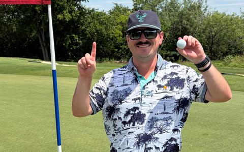 Back-to-back aces place golfing Army recruiter in rare company
