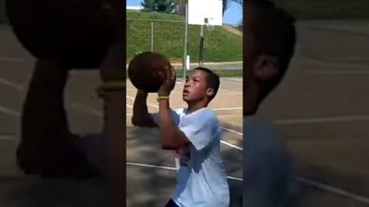 Jalen Brunson training under his dad in Middle School #knicks #nba #dad #son #newyork