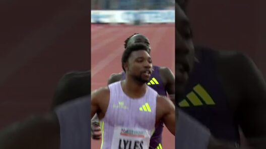 WORLD BEST 🔥 Noah Lyles seals the deal in Ostrava with a world best of 14.67 over 150m