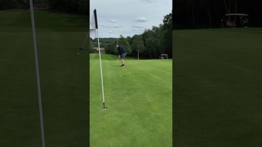 Come play this par 4 with me at the Woodsome Hall golf club! #golfchannel #golf #golfswing #golfer