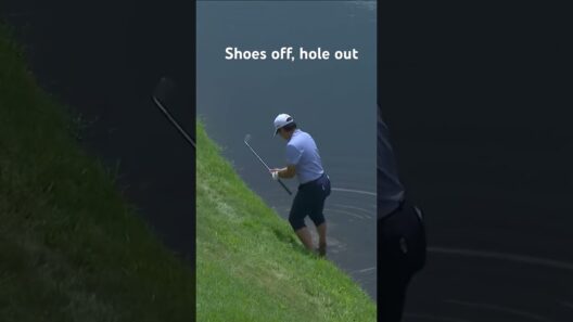 Shoes off, hole out 🚫👟 Yani Tseng loses the socks and shoes to get a good stance and chips in!