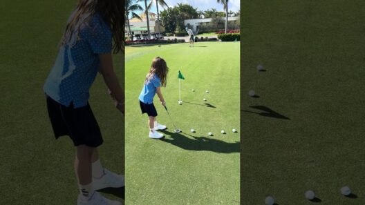 Watch The Last 3 Feet 👀 #golfgirl