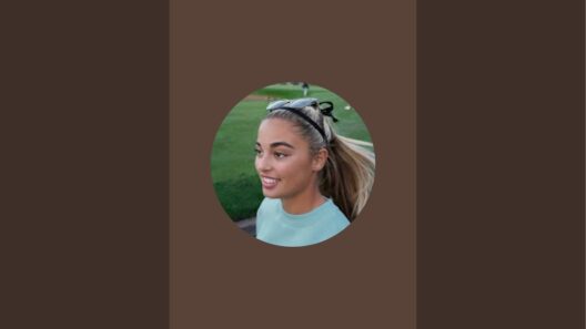 gabbygolfgirl is live!