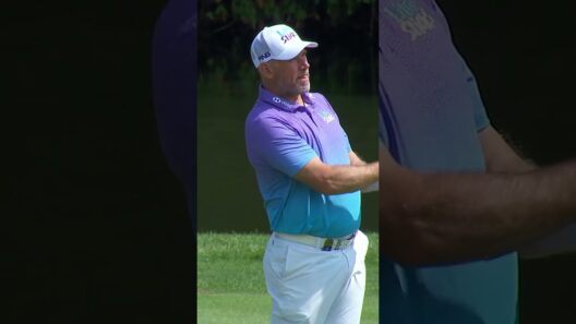 Lee Westwood gets us underway with a birdie! 🐦