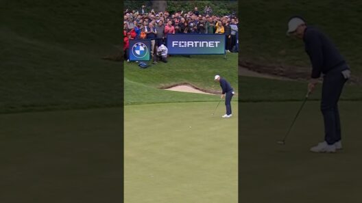HOW did Rory sink this putt?! 🎯