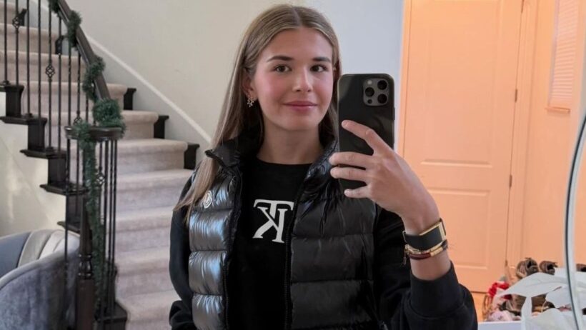 Kai Trump Lifts Her Top To Expose Her Rock-Hard Abs