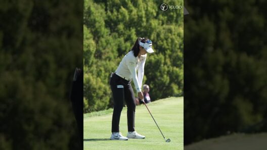 Let’s check out World No. 1 Jeeno's iron shot.