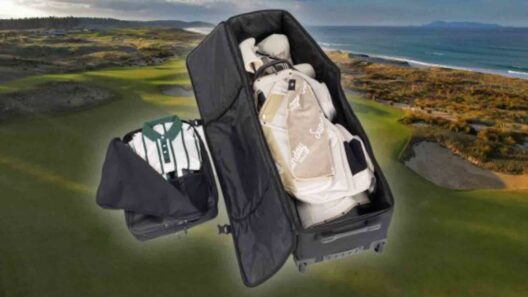This travel golf bag with a detachable packing cube is a game changer