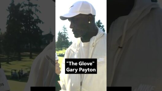 Does Gary Payton Talk Trash on the Golf Course? 😂🏌️ #Shorts