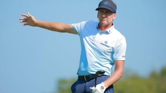 'A tough decision': Ryder Cup legend Ian Poulter announces he's leaving LIV Golf  – Australian Golf Digest