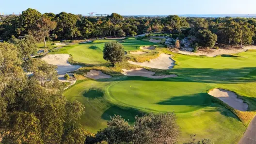 Legends of The Lakes – Australian Golf Digest